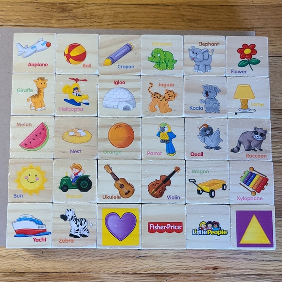 Fisher-Price Little People ABC Puzzle Wood Block Set - Picture 4 of 10